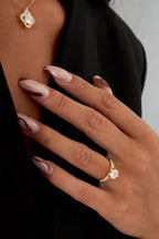 Essential Sparkling Crown Solitaire Ring