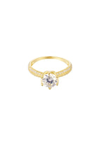 Essential Sparkling Crown Solitaire Ring Nexora